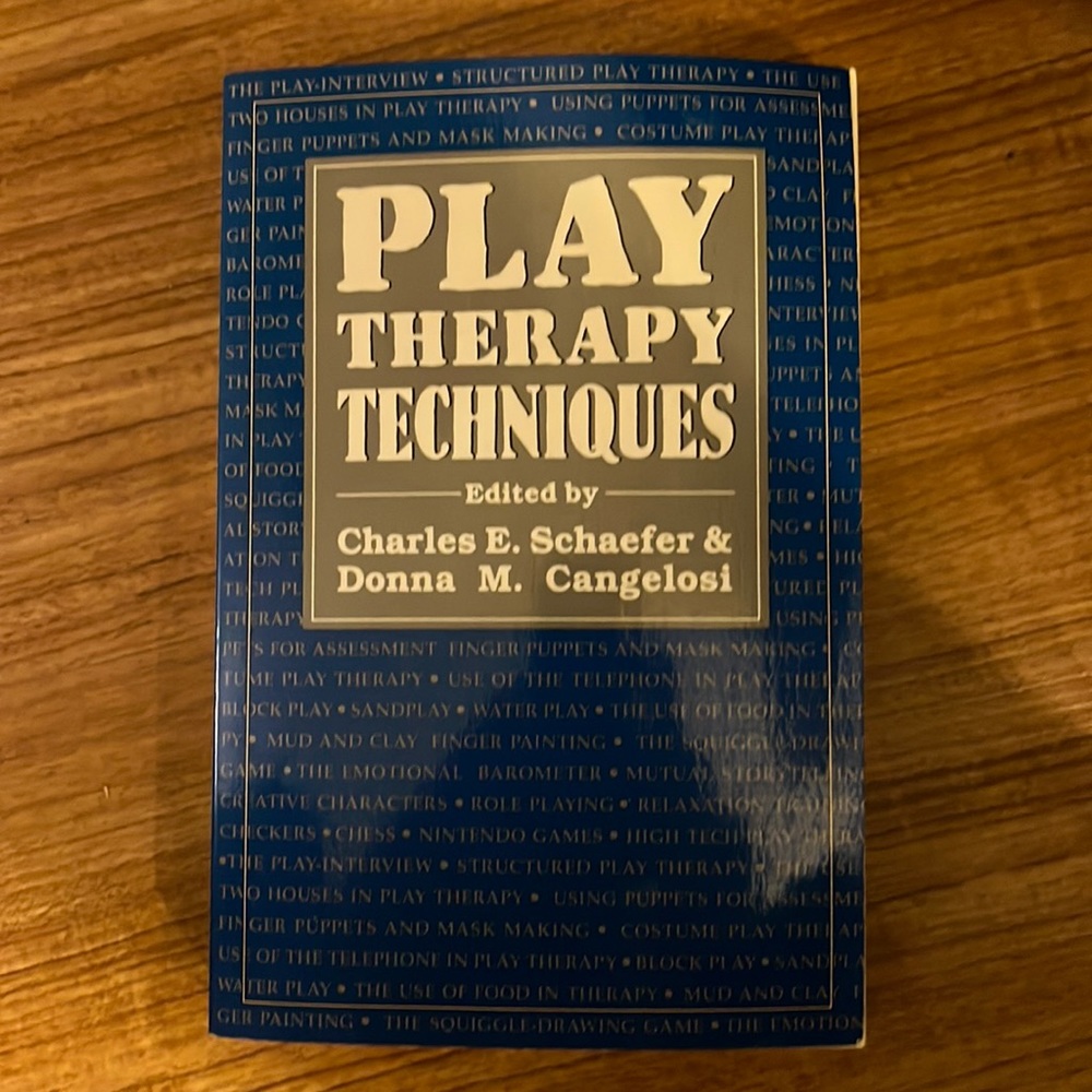 Book - Play Therapy Techniques
